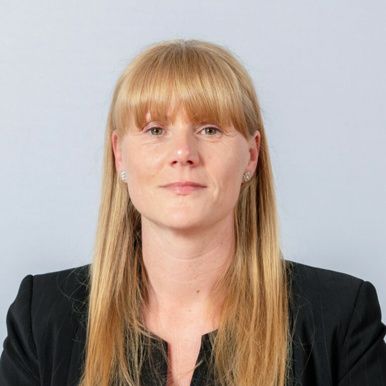 profile picture of angela dobbs