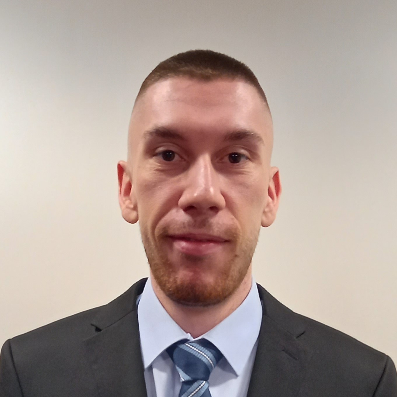 profile picture of adam carpenter