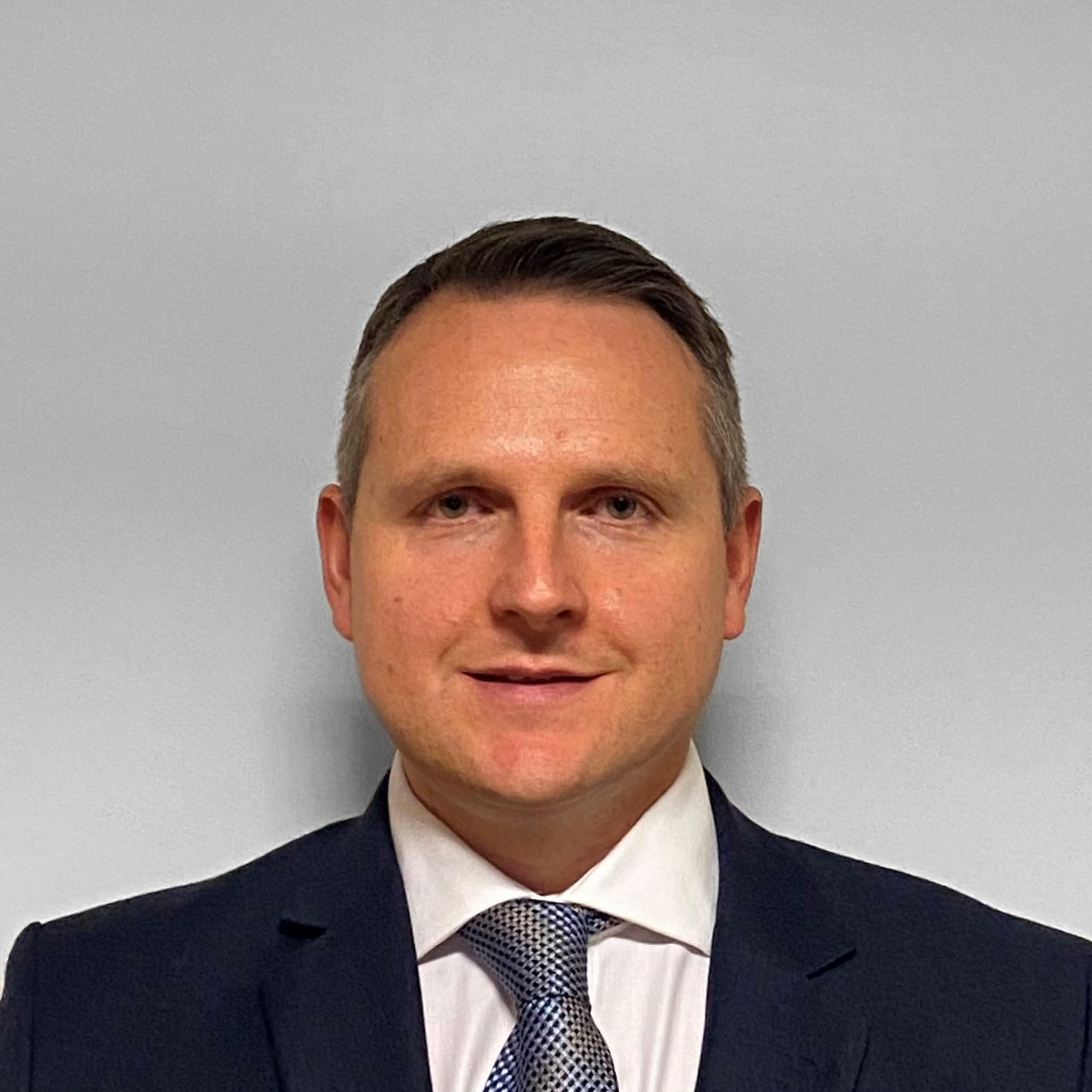 Profile photo of Damian Bradley